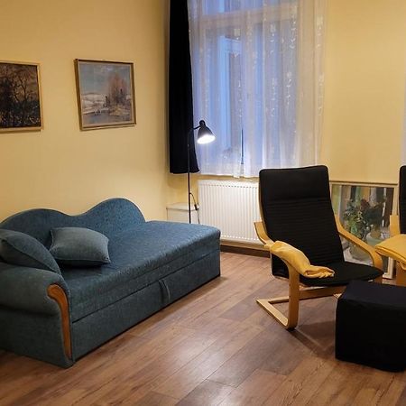 Apartman U Kolonady マリアーンスケー・ラーズニェ エクステリア 写真