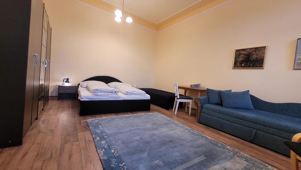 Apartman U Kolonady マリアーンスケー・ラーズニェ エクステリア 写真